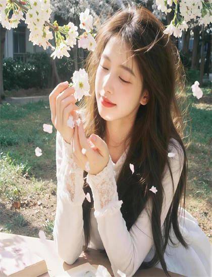 彩蛋解析：《世界上最美的母猪》的角色塑造与表演艺术——美术指导的创作理念