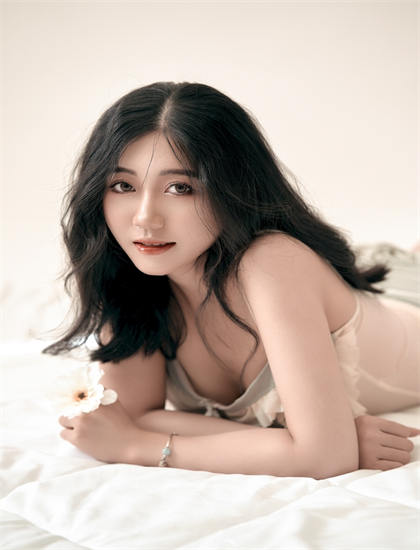 热搜话题：背叛2000观影评价：优缺点全面分析，值得一看吗